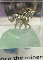 Stone/Crystal Chunk w/ Asst'd Animals