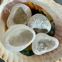 Natural White Quartz Window Stones
