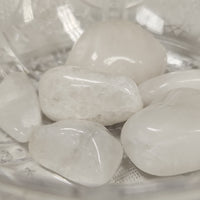 Snowy Quartz (Milky) (SQ)