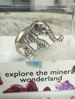 Stone/Crystal Chunk w/ Asst'd Animals