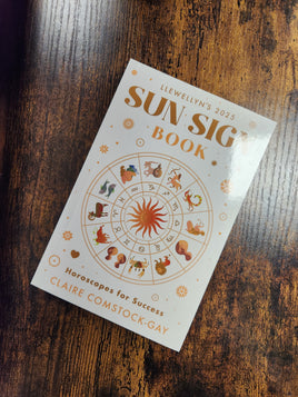 Sun Sign Book 2025