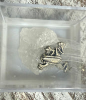 Stone/Crystal Chunk w/ Asst'd Animals