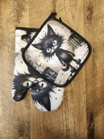 Catitude Oven Mitt and Pot Holder